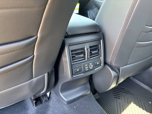 New 2026 Subaru Outback Touring XT AWD/4WD image 31