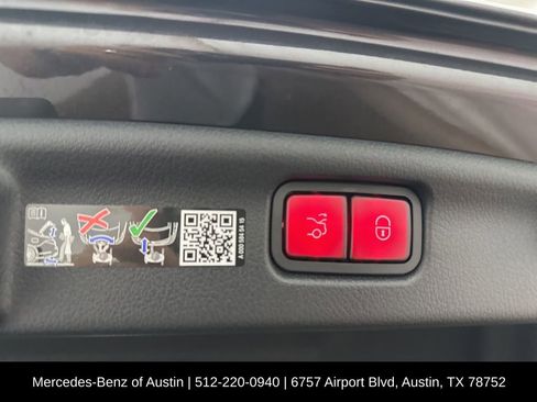 Certified 2025 Mercedes-Benz C 300 Sedan image 26