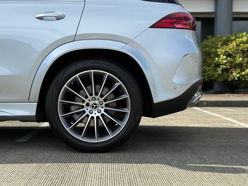 Used 2024 Mercedes-Benz GLE 450 4MATIC image 12