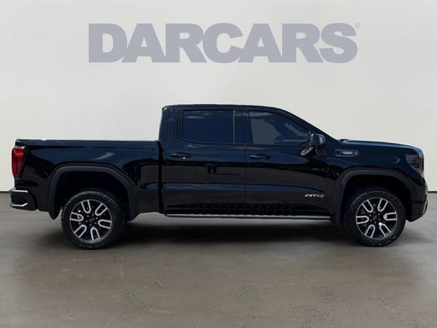 Used 2024 GMC Sierra 1500 AT4 w/ Technology Package AWD/4WD image 8