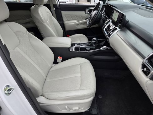 Used 2022 Kia Sorento SX image 18