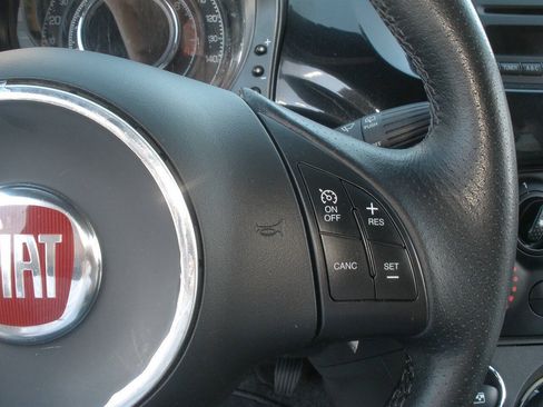 Used 2012 FIAT 500 Sport w/ Safety & Sound Pkg FWD image 31