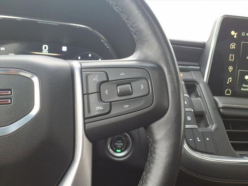 Used 2022 GMC Yukon SLT w/ SLT Premium Package image 19