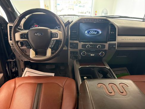 Used 2022 Ford F350 King Ranch w/ King Ranch Ultimate Package AWD/4WD image 18