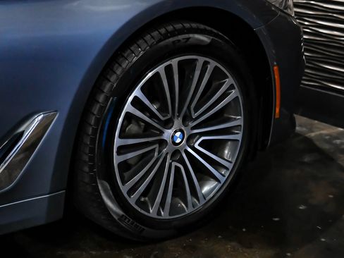 Used 2019 BMW 540i xDrive AWD/4WD image 57