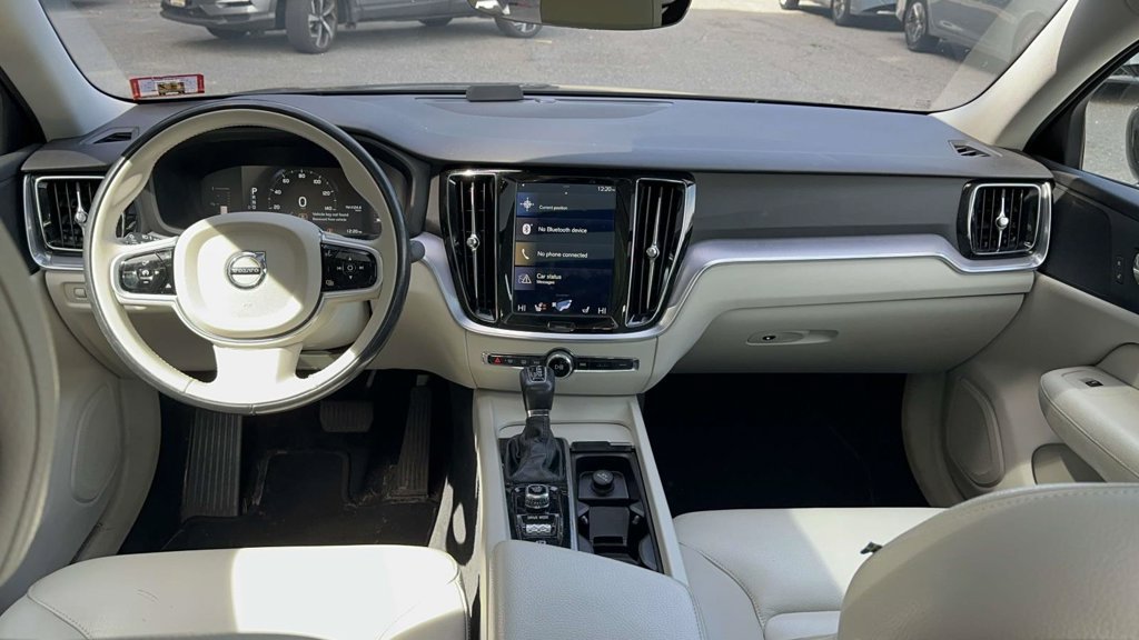 Used 2019 Volvo S60 T6 Momentum w/ Premium Package AWD/4WD image 13