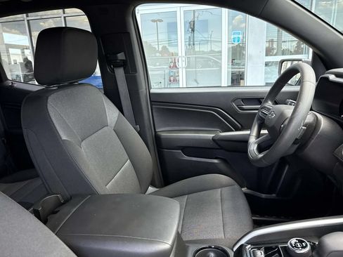 Used 2025 Chevrolet Colorado Trail Boss AWD/4WD image 10