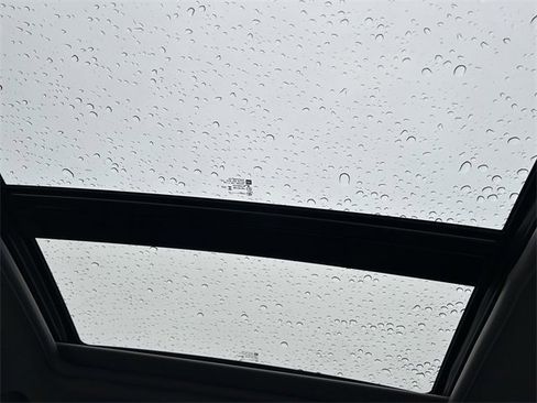 Certified 2024 Chevrolet Malibu LT image 30