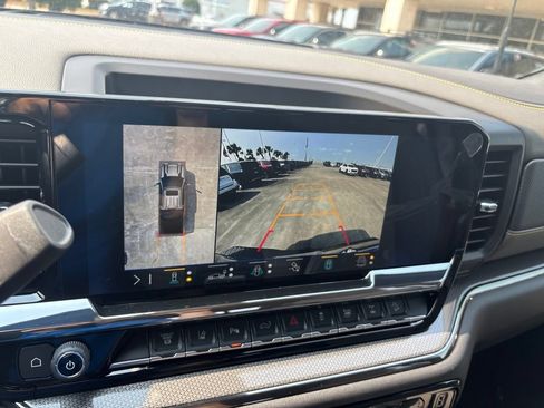New 2026 Chevrolet Silverado 2500 ZR2 AWD/4WD image 25