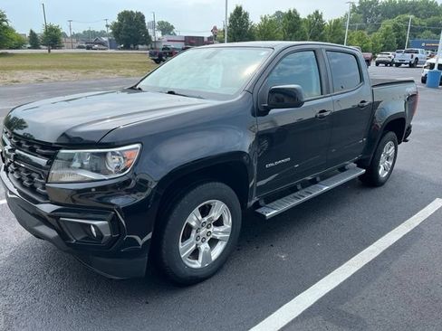 Used 2021 Chevrolet Colorado LT w/ LT Convenience Package AWD/4WD image 2