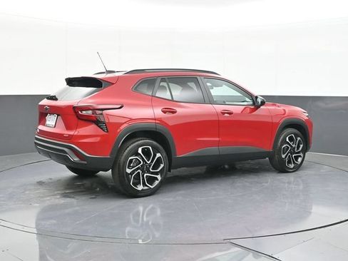 New 2026 Chevrolet Trax RS w/ Driver Confidence Package FWD image 11
