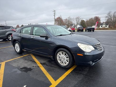 Used 2007 Chrysler Sebring Limited image 4