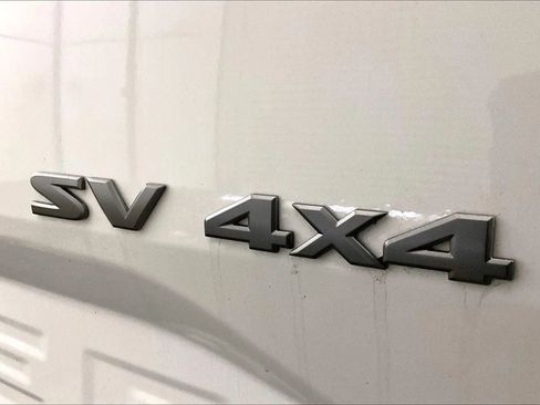 Used 2024 Nissan Frontier SV w/ SV Convenience Package image 13