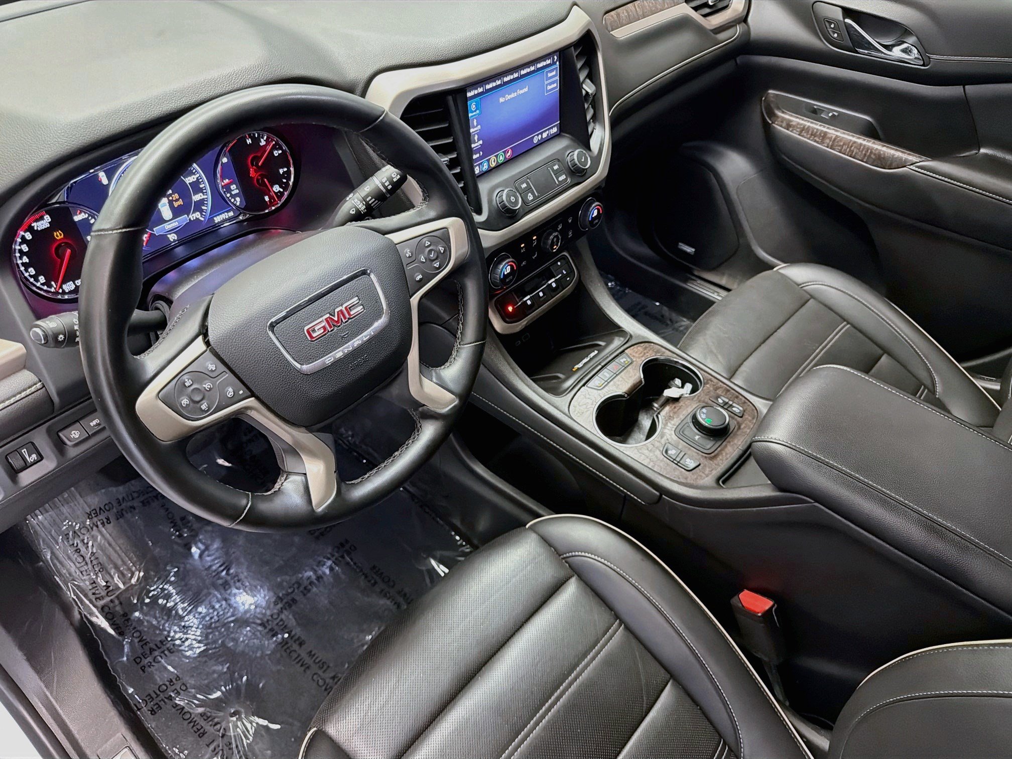 Used 2023 GMC Acadia Denali FWD image 7