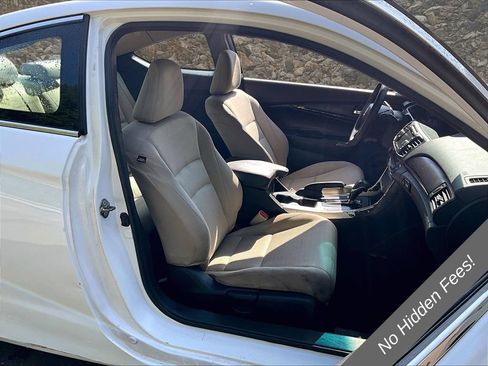 Used 2015 Honda Accord EX image 6