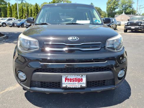 Used 2018 Kia Soul + FWD image 6