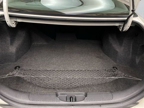 Used 2004 Pontiac Bonneville SE w/ Leather Appointment Package image 13