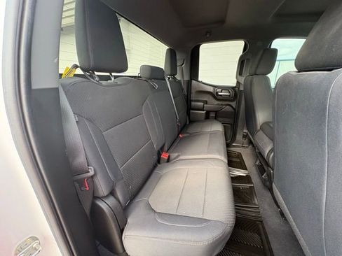 Used 2019 Chevrolet Silverado 1500 Custom Trail Boss AWD/4WD image 27