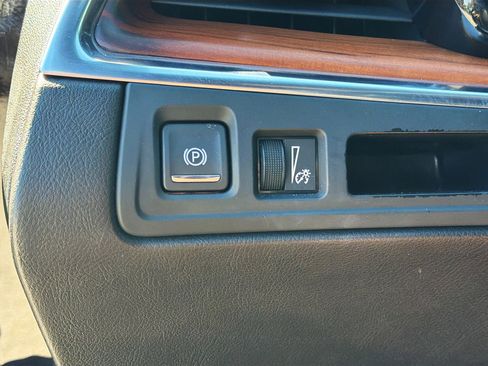 Used 2021 Cadillac XT5 Premium Luxury image 33