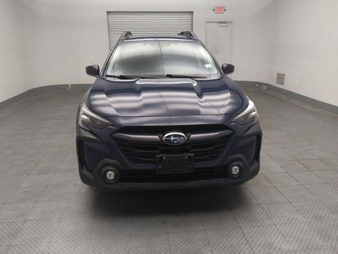 Used 2024 Subaru Outback Premium AWD/4WD image 14