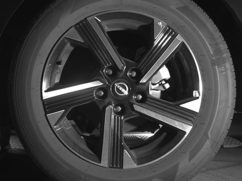 Used 2025 Nissan Sentra SV image 14