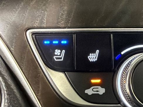 Used 2021 Honda Accord Touring image 31