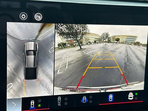 Used 2023 GMC Canyon AT4X w/ Edition 1 image 26