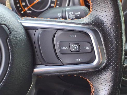 Used 2023 Jeep Gladiator Mojave w/ LED Lighting Group AWD/4WD image 27