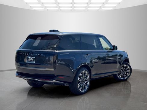 New 2026 Land Rover Range Rover Long Wheelbase SE AWD/4WD image 5