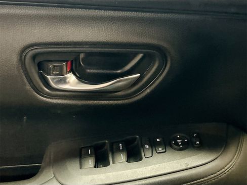 Used 2024 Honda HR-V LX image 17