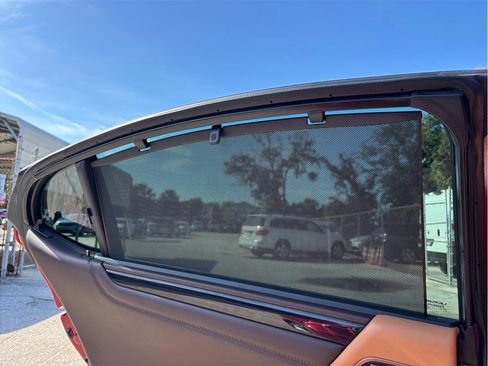 Used 2021 Lexus ES 350 Ultra Luxury w/ Accessory Package 2 FWD image 42