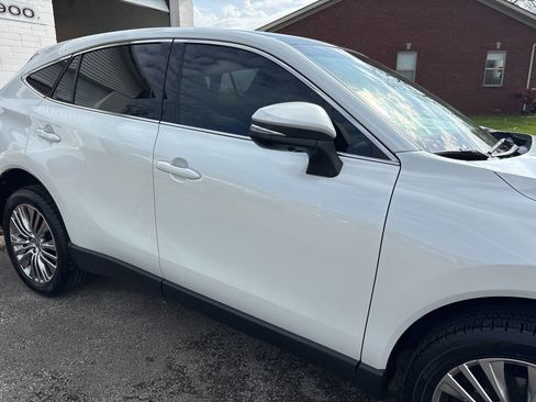 Used 2024 Toyota Venza Limited image 58