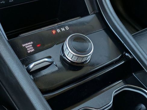 Used 2023 Jeep Grand Cherokee Limited AWD/4WD image 18