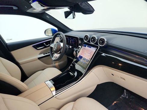 Certified 2025 Mercedes-Benz GLC 300 image 23