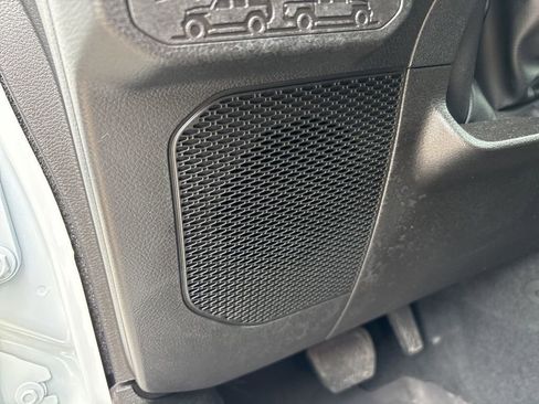 Used 2026 Jeep Wrangler Unlimited Sahara AWD/4WD image 10