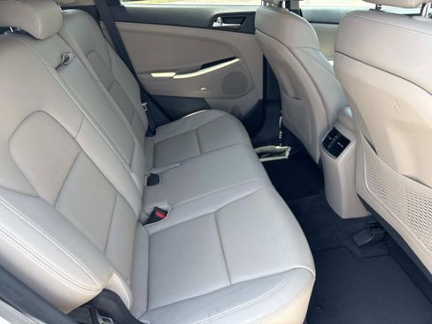 Used 2017 Hyundai Tucson SE Plus w/ Cargo Package AWD/4WD image 20