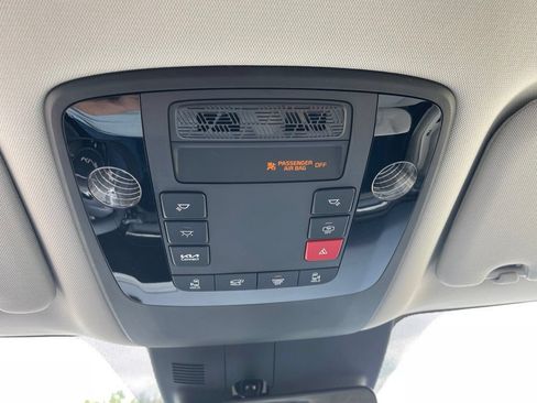 New 2026 Kia Carnival EX FWD image 19