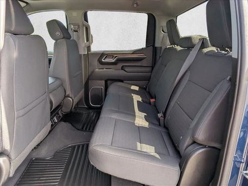 Used 2023 Chevrolet Silverado 1500 LT AWD/4WD image 18