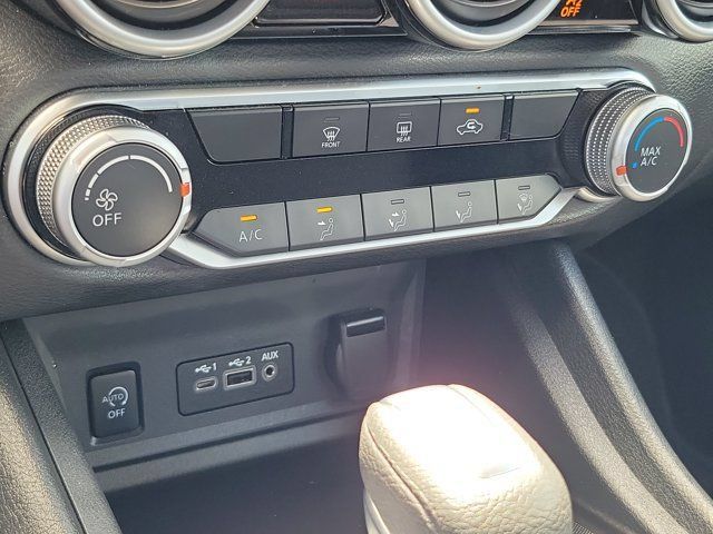 Certified 2025 Nissan Sentra SV FWD image 27