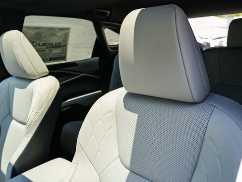 New 2026 Lexus RX 350h AWD/4WD image 24