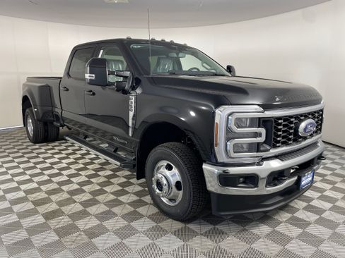 New 2026 Ford F350 Lariat AWD/4WD image 10