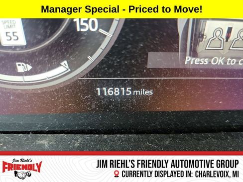 Used 2018 Land Rover Discovery SE image 16