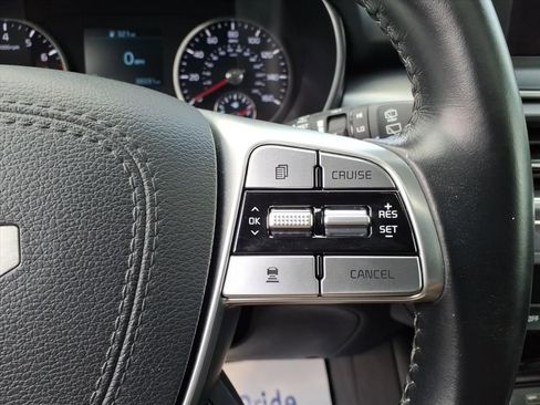 Certified 2022 Kia Telluride S image 16