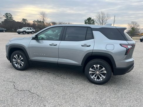 New 2026 Chevrolet Equinox LT image 4