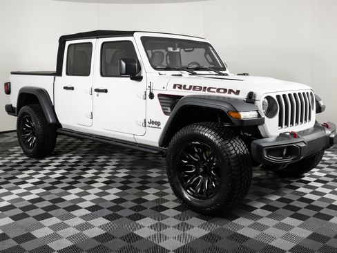 Used 2020 Jeep Gladiator Rubicon image 8