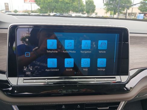 New 2026 Volkswagen Atlas SEL AWD/4WD image 13