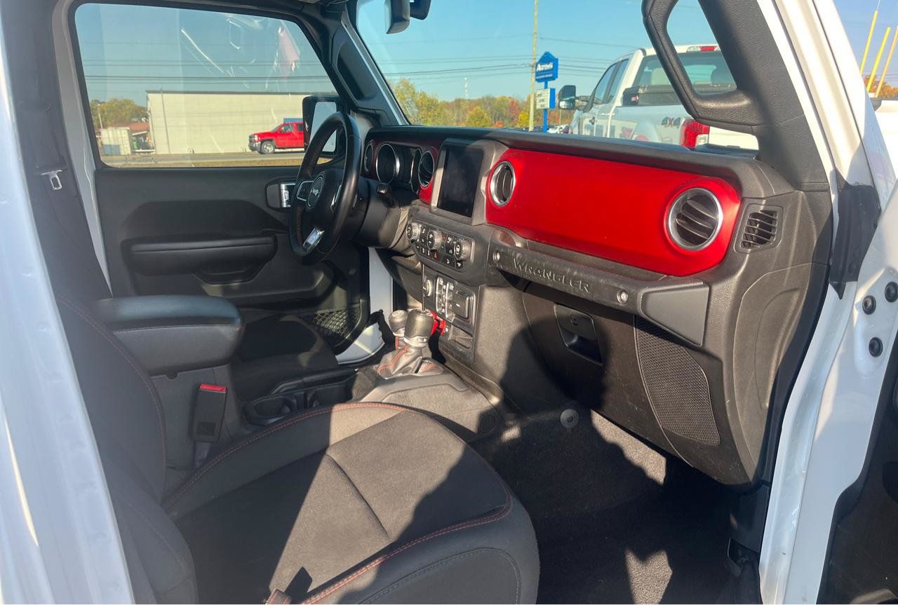 Used 2018 Jeep Wrangler Unlimited Rubicon AWD/4WD image 13