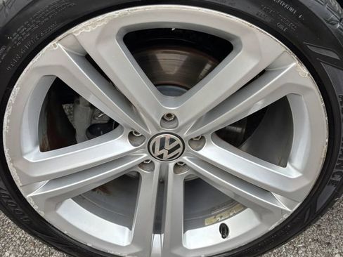Used 2015 Volkswagen Tiguan R-Line AWD/4WD image 26
