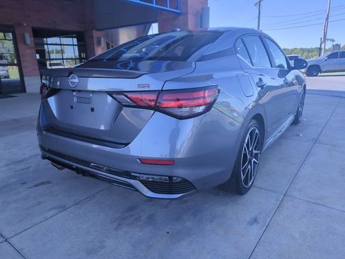Used 2024 Nissan Sentra SR FWD image 7
