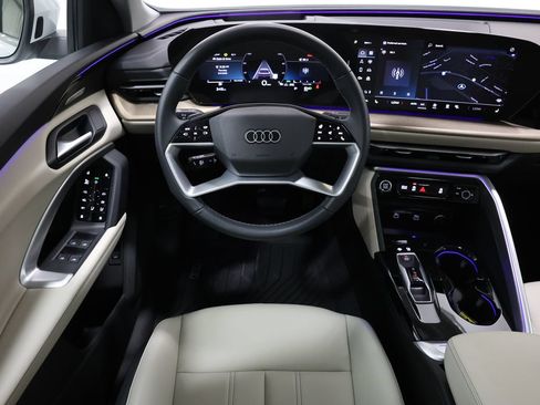 Used 2025 Audi Q5 Premium w/ Premium Plus AWD/4WD image 16